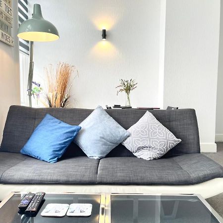 Modern Family Apartment Free Parking And Gym By Beach Bornemouth Extérieur photo