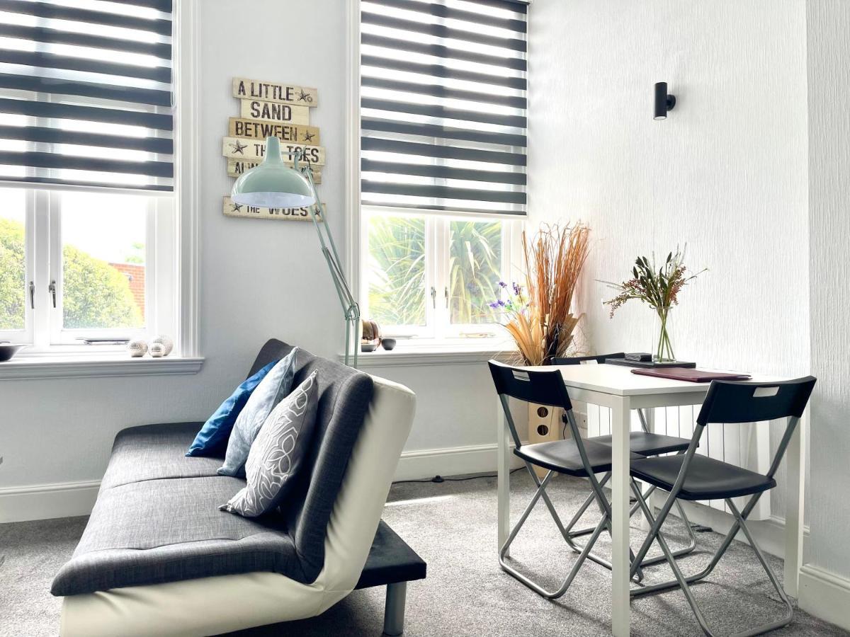 Modern Family Apartment Free Parking And Gym By Beach Bornemouth Extérieur photo