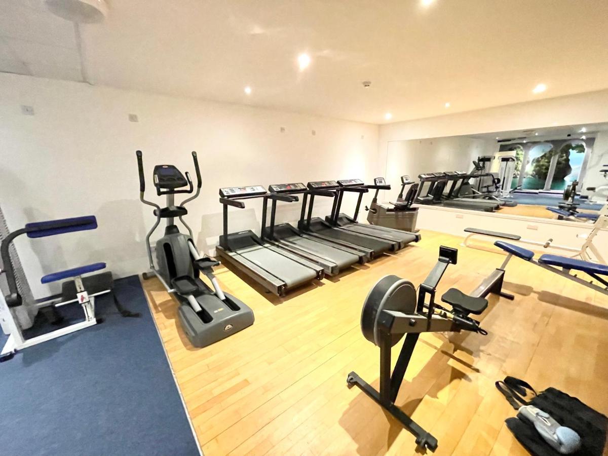 Modern Family Apartment Free Parking And Gym By Beach Bornemouth Extérieur photo