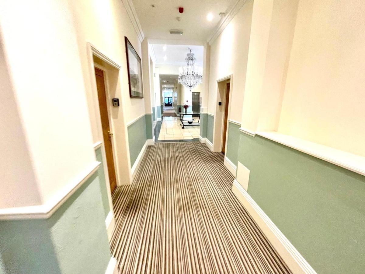 Modern Family Apartment Free Parking And Gym By Beach Bornemouth Extérieur photo